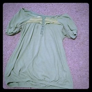 A classical casual green button up stretchy waist